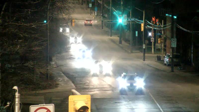 Traffic camera image at 2025-04-25 08:25:56
