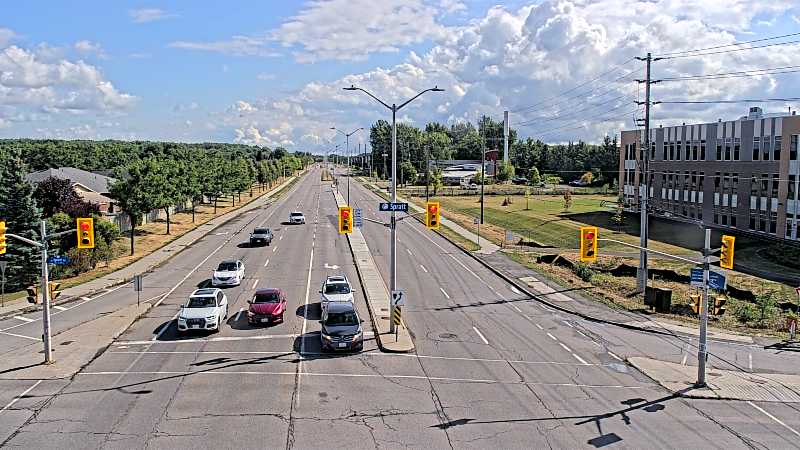 Traffic camera image at 2025-08-24 14:21:12