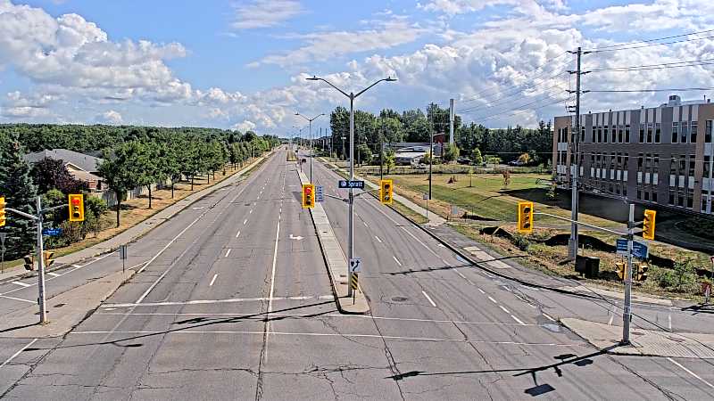 Traffic camera image at 2025-08-24 14:26:11
