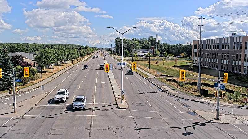 Traffic camera image at 2025-08-24 14:36:10