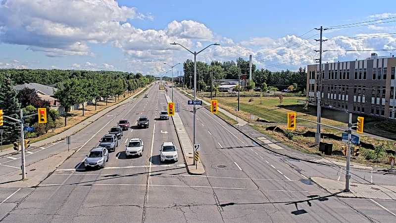 Traffic camera image at 2025-08-24 14:46:14
