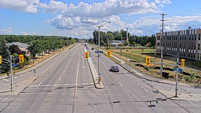 Traffic camera image at 2025-08-24 15:01:15