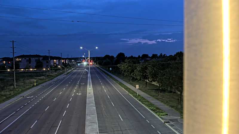 Traffic camera image at 2025-07-06 01:26:23