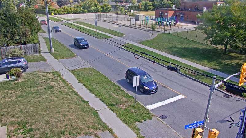 Traffic camera image at 2025-09-14 17:16:16