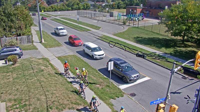 Traffic camera image at 2025-09-14 17:46:21