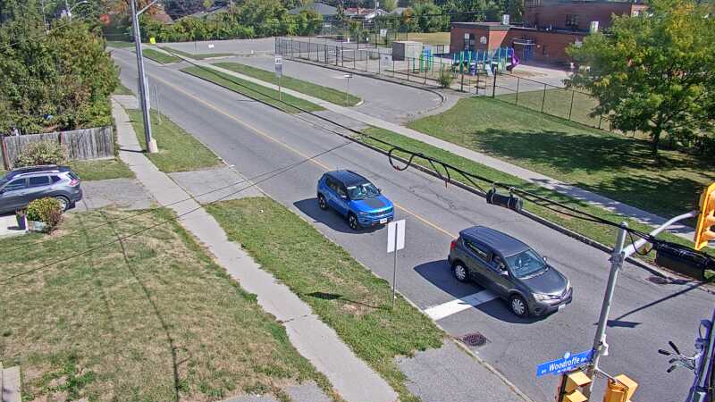 Traffic camera image at 2025-09-14 18:01:33