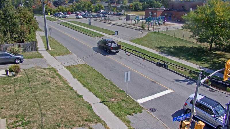 Traffic camera image at 2025-09-16 16:41:16