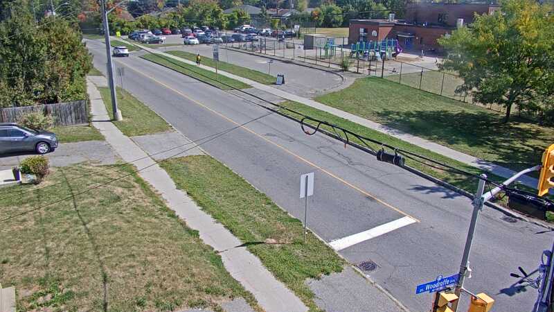 Traffic camera image at 2025-09-16 16:51:18