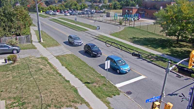 Traffic camera image at 2025-09-16 17:26:17