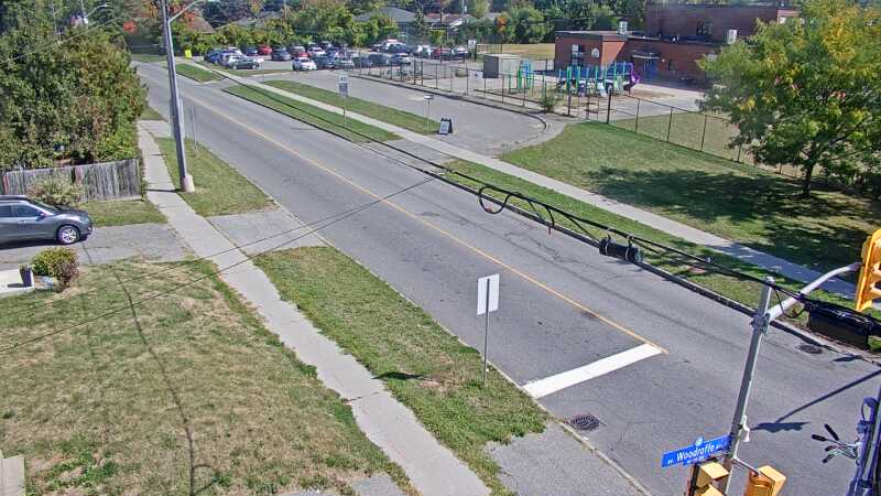 Traffic camera image at 2025-09-16 17:31:11