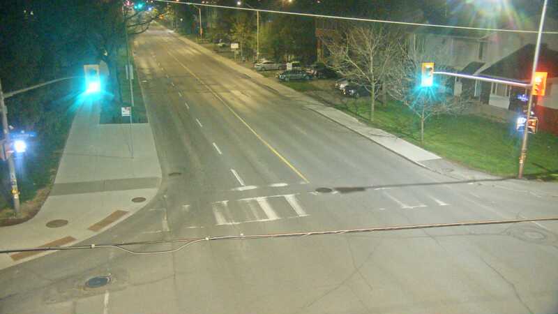 Traffic camera image at 2025-05-09 08:25:44