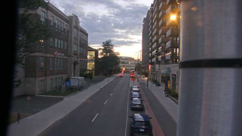 Traffic camera image at 2025-08-25 00:06:11