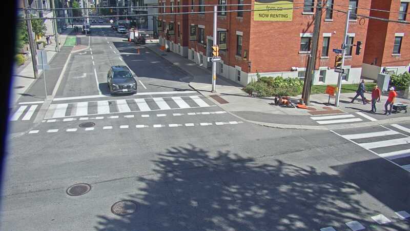 Traffic camera image at 2025-09-14 17:31:06
