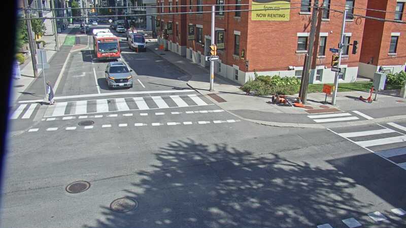 Traffic camera image at 2025-09-14 17:36:12