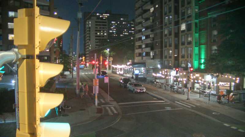 Traffic camera image at 2025-08-04 02:06:04