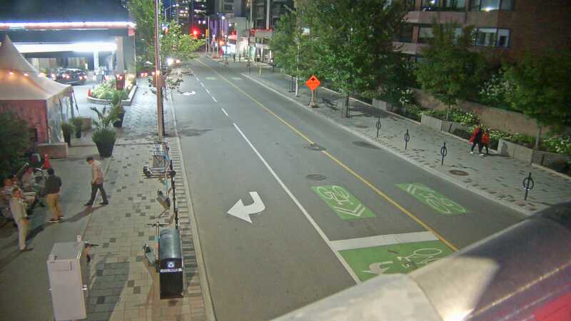 Traffic camera image at 2025-08-25 00:36:08