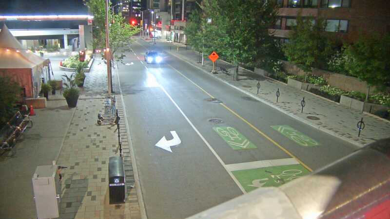 Traffic camera image at 2025-08-25 03:51:10