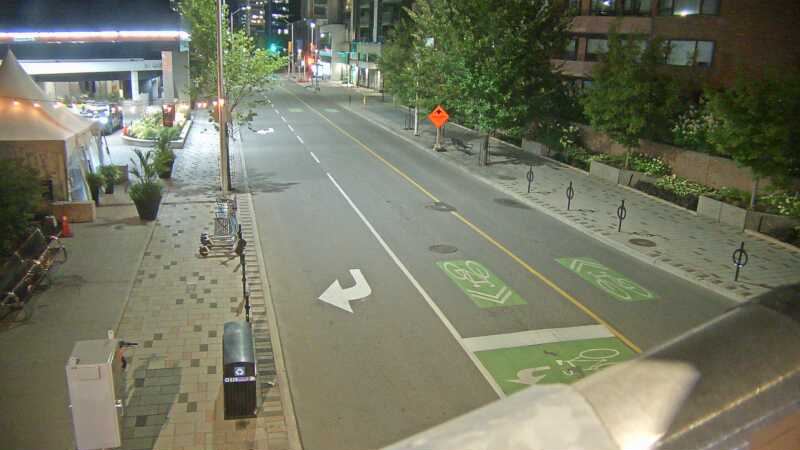 Traffic camera image at 2025-08-25 03:56:02