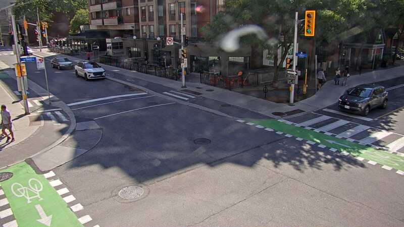 Traffic camera image at 2025-09-14 17:36:12