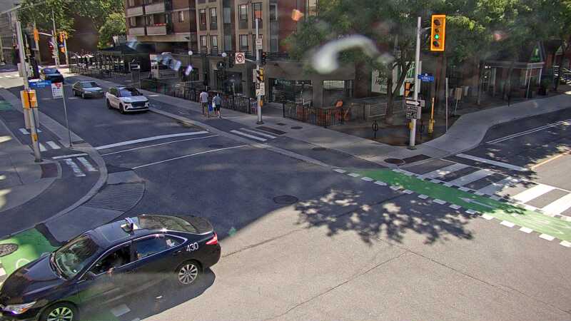 Traffic camera image at 2025-09-14 17:56:20