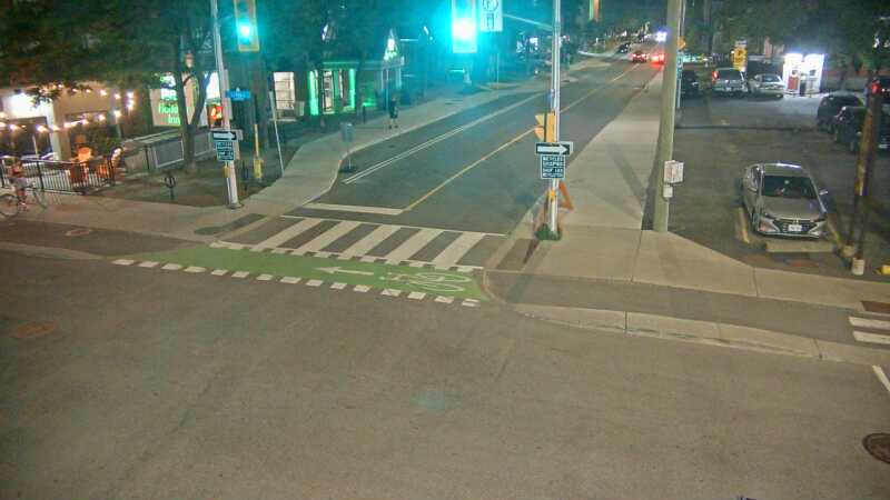 Traffic camera image at 2025-07-12 04:01:02