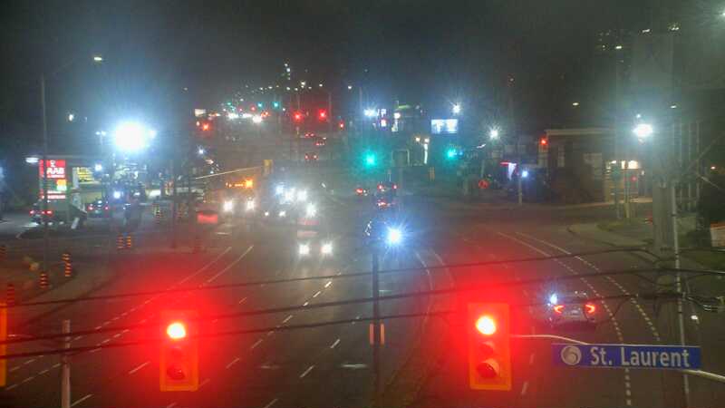 Traffic camera image at 2025-08-18 01:00:14