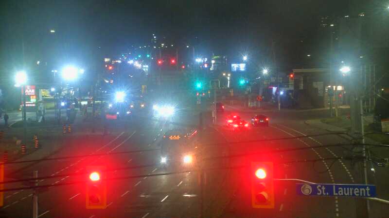 Traffic camera image at 2025-08-18 01:40:11