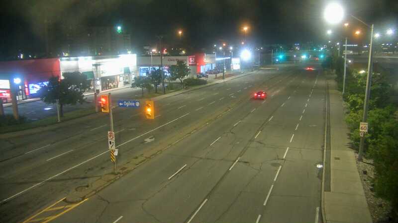 Traffic camera image at 2025-09-05 04:55:10