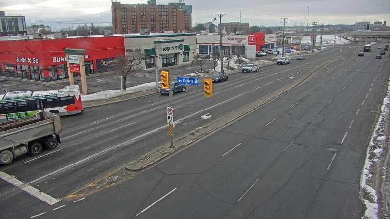 Traffic camera image at 2025-03-09 13:20:11