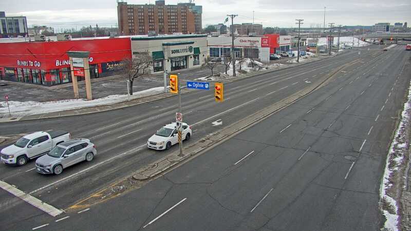 Traffic camera image at 2025-03-09 13:36:45