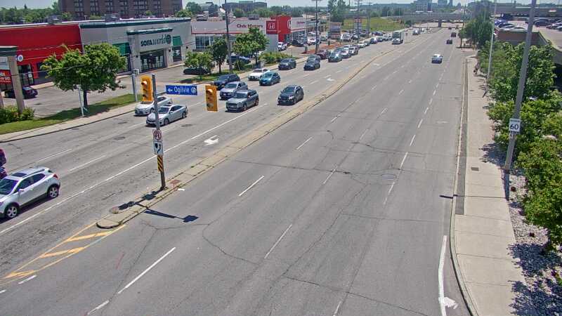 Traffic camera image at 2025-06-30 16:40:10