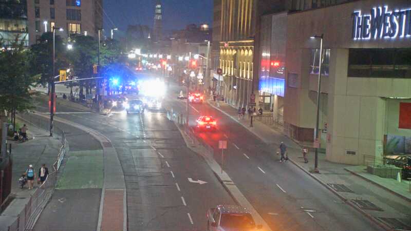 Traffic camera image at 2025-08-04 01:06:02