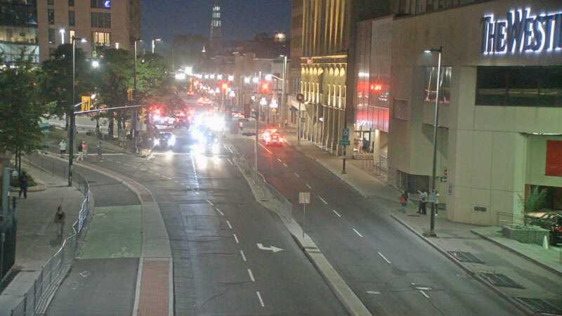 Traffic camera image at 2025-08-04 01:11:04
