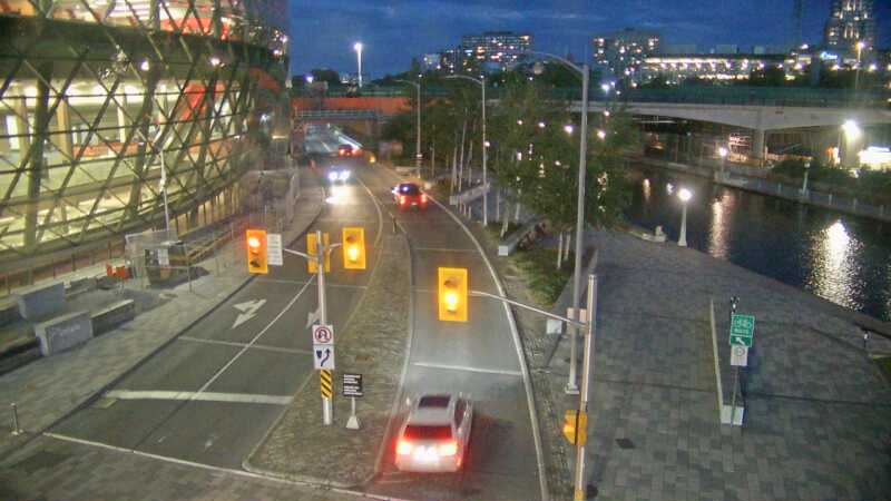 Traffic camera image at 2025-08-25 00:31:12