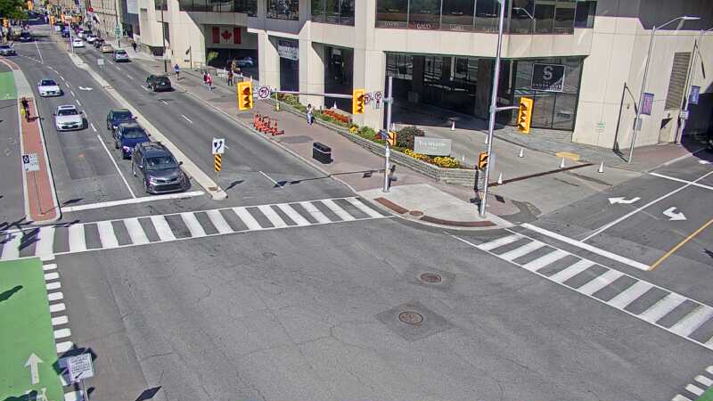 Traffic camera image at 2025-09-14 17:21:12
