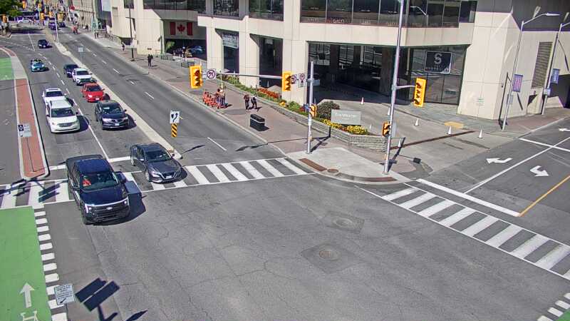 Traffic camera image at 2025-09-14 17:56:20