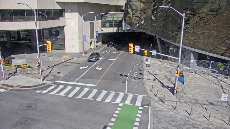 Traffic camera image at 2025-09-14 18:21:11