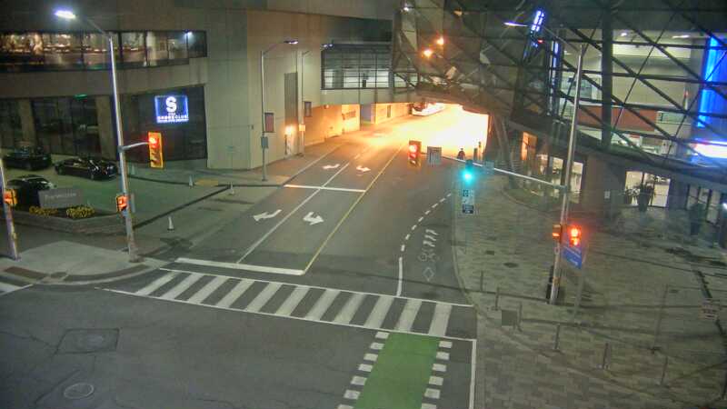 Traffic camera image at 2025-09-16 02:01:15