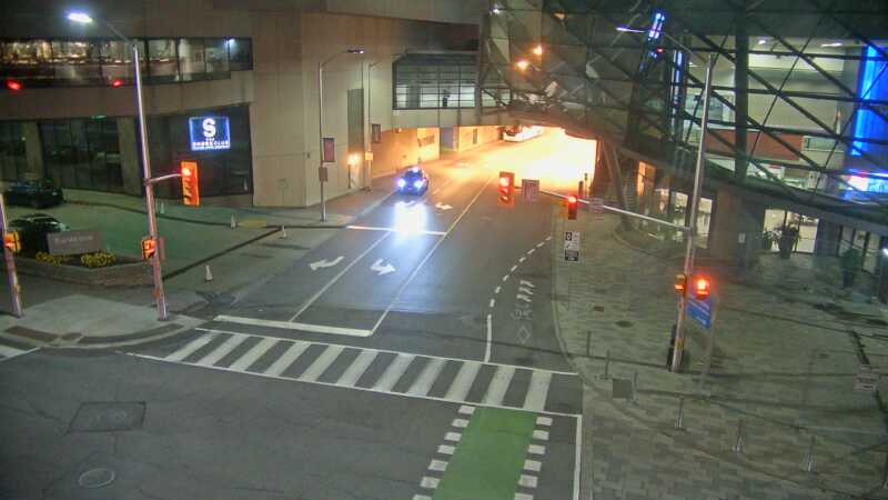 Traffic camera image at 2025-09-16 02:51:16