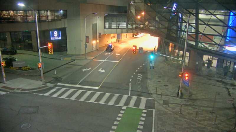 Traffic camera image at 2025-09-16 03:26:09