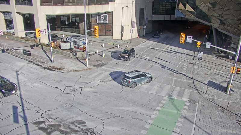 Traffic camera image at 2024-12-21 16:36:22