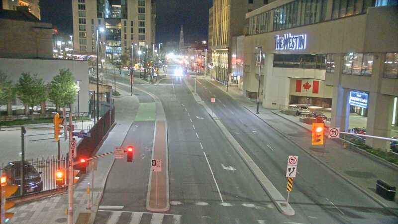 Traffic camera image at 2025-05-09 05:55:52
