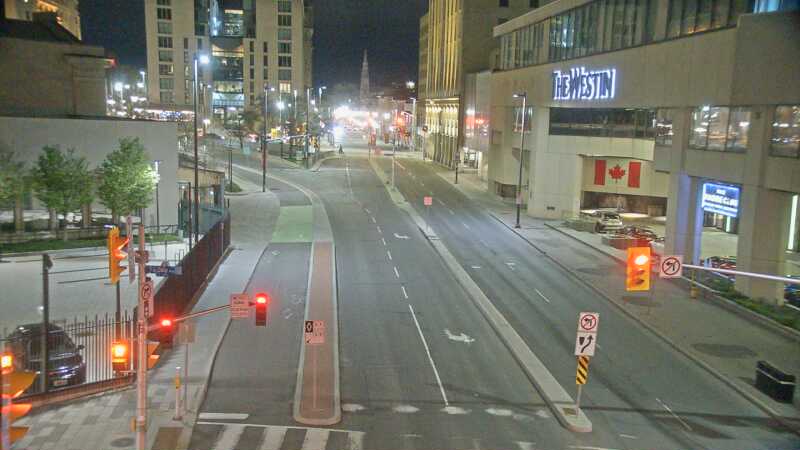 Traffic camera image at 2025-05-09 06:00:52