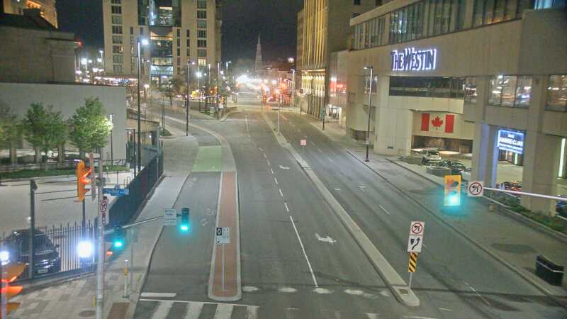 Traffic camera image at 2025-05-09 06:05:50