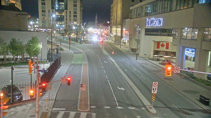 Traffic camera image at 2025-05-09 06:20:59