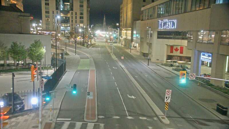 Traffic camera image at 2025-05-09 06:45:51