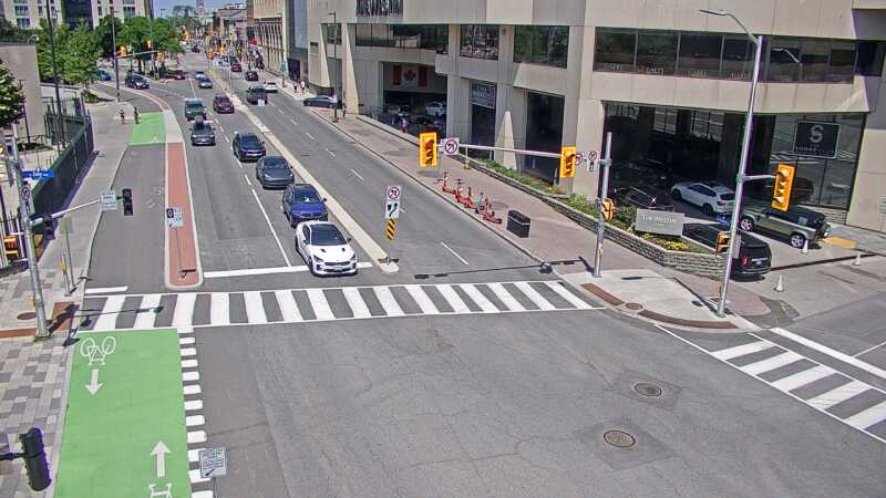 Traffic camera image at 2025-06-30 16:41:10