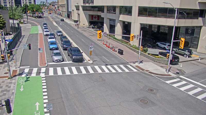 Traffic camera image at 2025-06-30 17:41:12