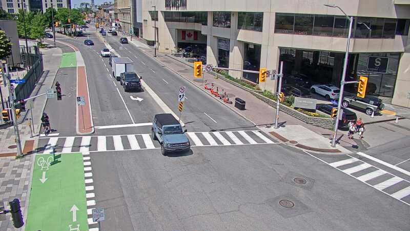 Traffic camera image at 2025-06-30 17:46:14