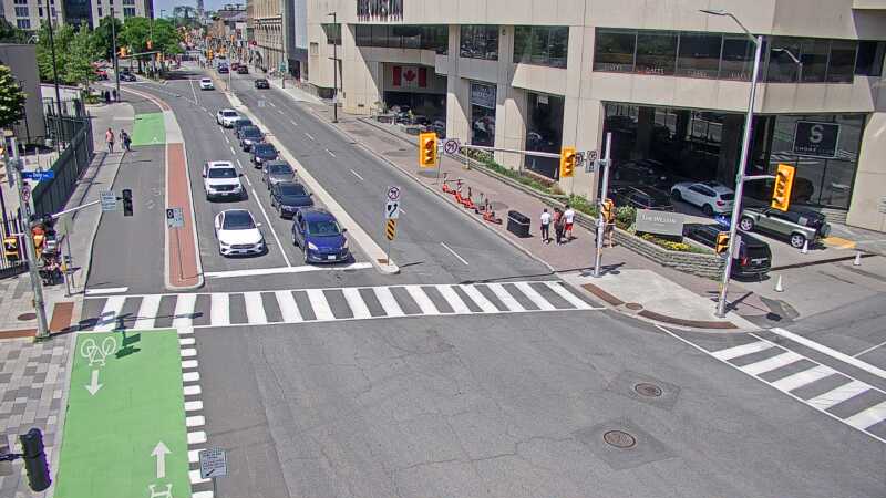 Traffic camera image at 2025-06-30 17:56:18